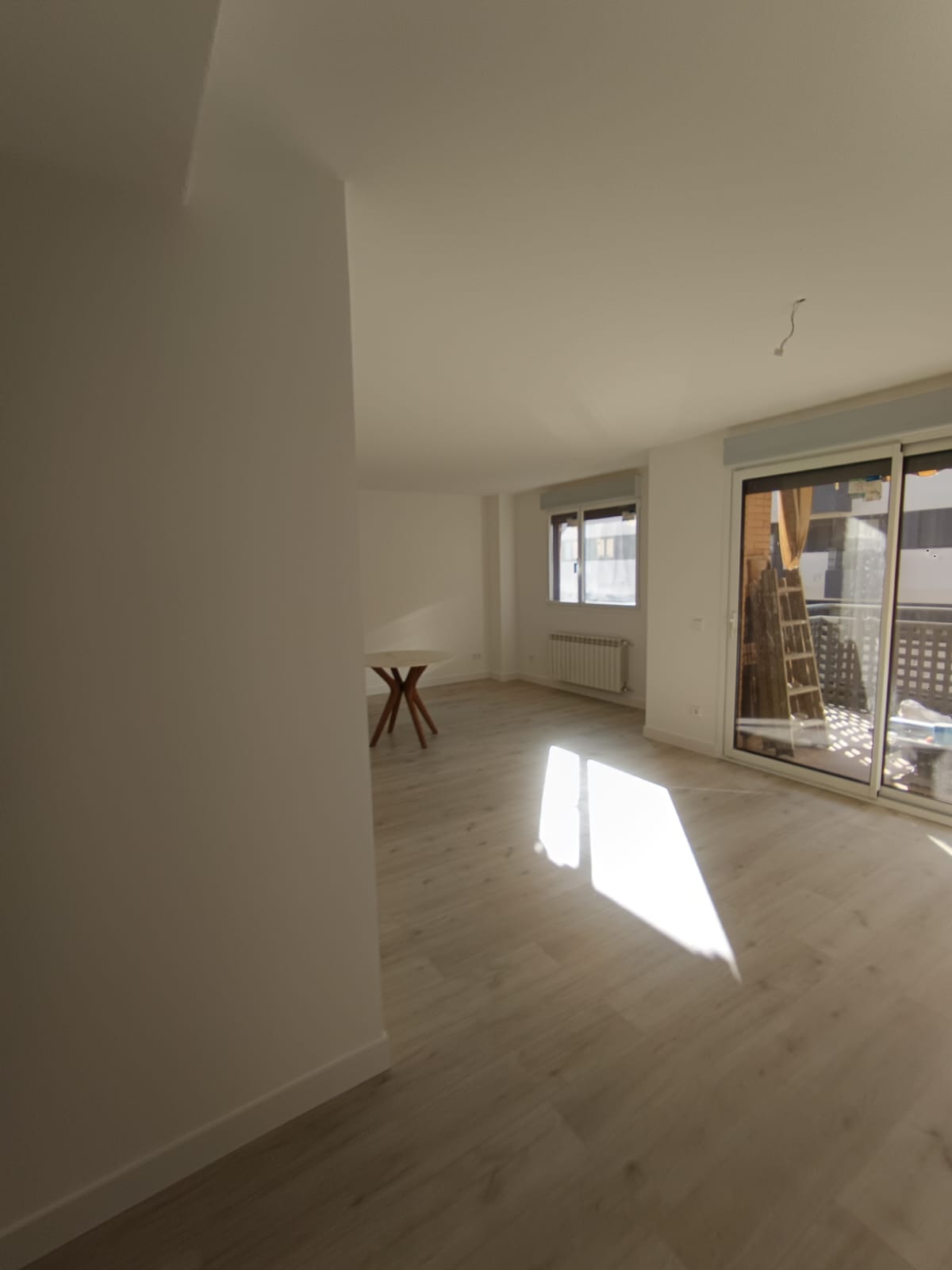 Salón recién pintado por Vívida Pintores